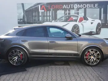 PORSCHE Cayenne Coupe SE-Hybrid HAL AHK 22 RS BOSE