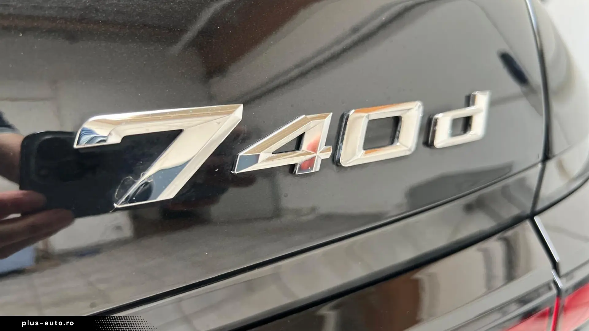 BMW 740d xDrive M Sport Pro   B&W • MASSAGE • SKY LOUNGE