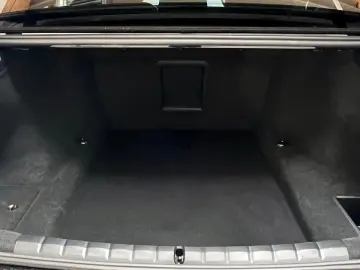 BMW 740d xDrive M Sport Pro   B&W • MASSAGE • SKY LOUNGE