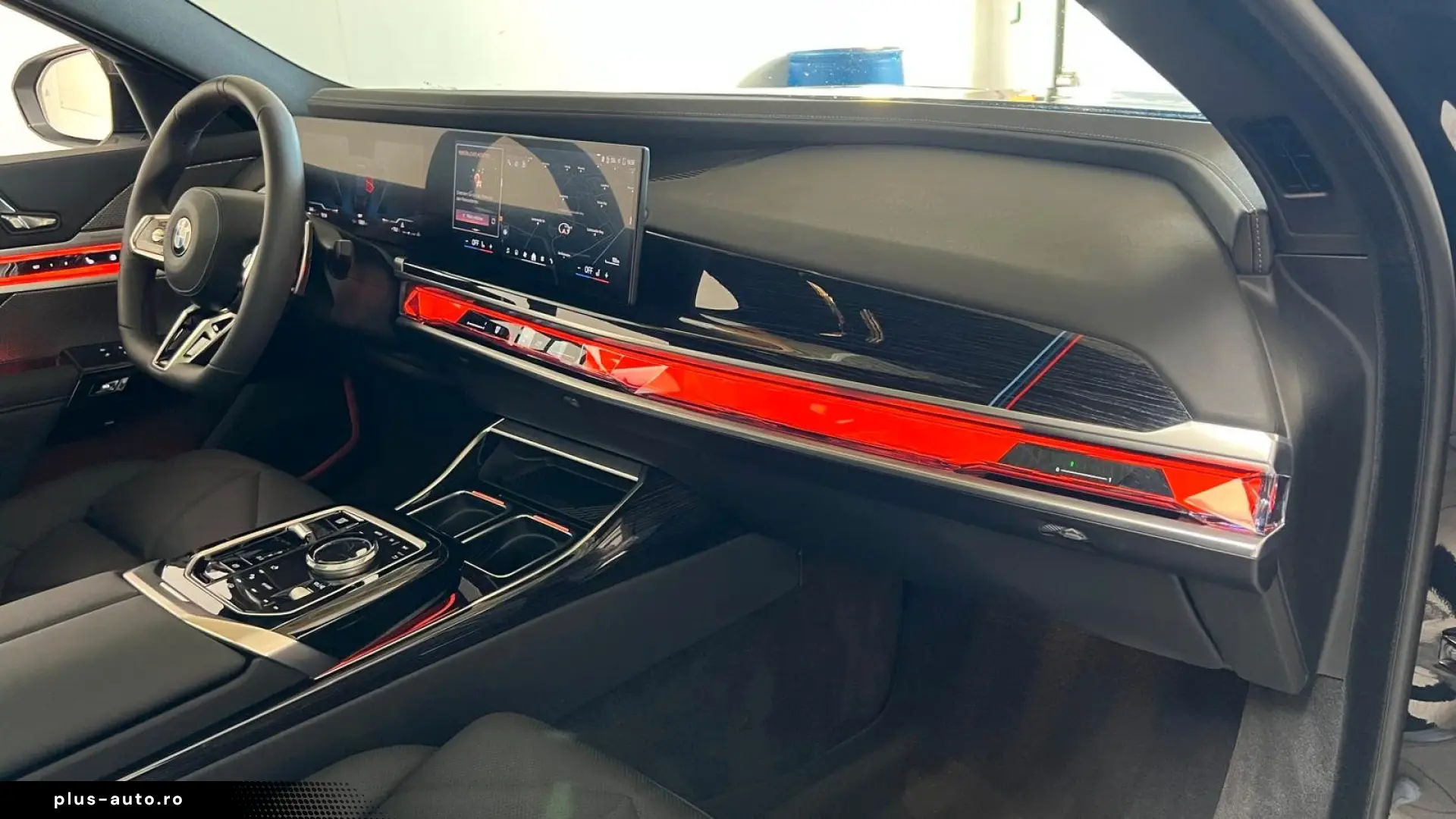 BMW 740d xDrive M Sport Pro   B&W • MASSAGE • SKY LOUNGE