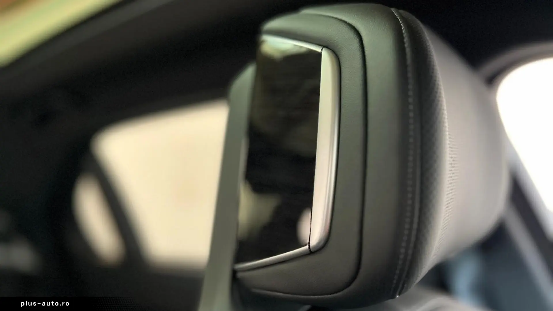 BMW 740d xDrive M Sport Pro   B&W • MASSAGE • SKY LOUNGE
