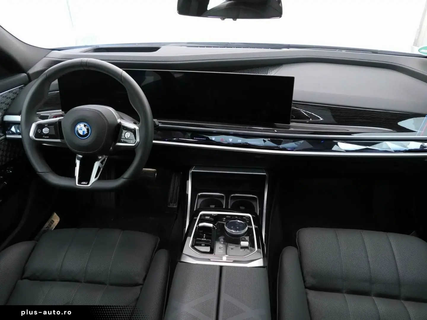 BMW i7 xDrive60 M Sport B&W Lounge TV Massage