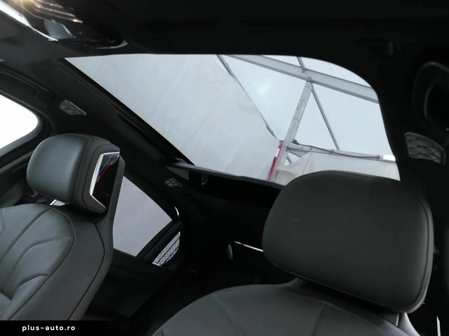 BMW i7 xDrive60 M Sport B&W Lounge TV Massage