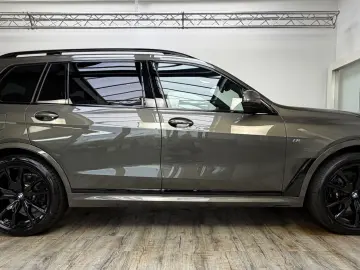 BMW X7 xDr40d M Sport Pro AHK Sitzlüftung ACC Integr