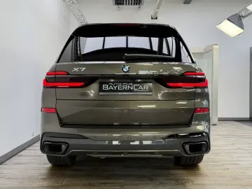 BMW X7 xDr40d M Sport Pro AHK Sitzlüftung ACC Integr