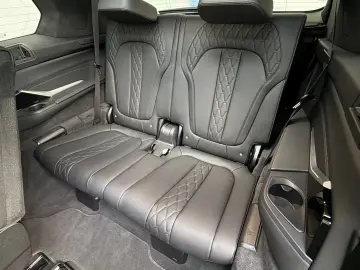 BMW X7 xDr40d M Sport Pro AHK Sitzlüftung ACC Integr
