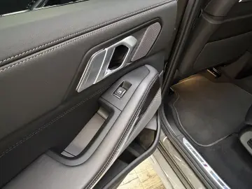 BMW X7 xDr40d M Sport Pro AHK Sitzlüftung ACC Integr