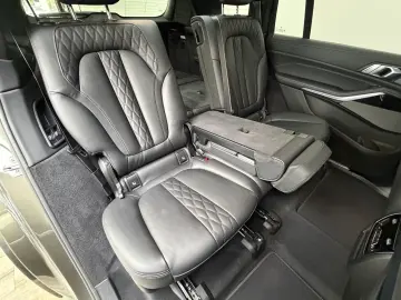 BMW X7 xDr40d M Sport Pro AHK Sitzlüftung ACC Integr