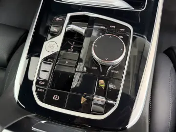 BMW X7 xDr40d M Sport Pro AHK Sitzlüftung ACC Integr