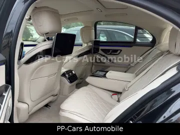 MERCEDES-BENZ S 500 4M Exklusiv FondE. TV HaL LEDER …