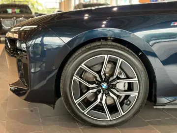BMW i7 xDrive60 M Sportpaket Innovationsp. AHK
