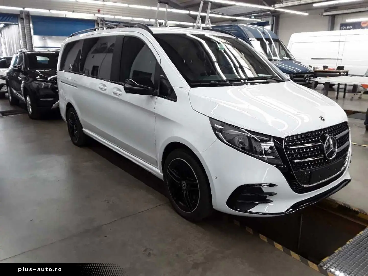 MERCEDES-BENZ V 300 d 4MATIC EXCLUSIVE AMG Panorama AHK2 5to