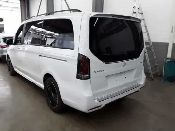 MERCEDES-BENZ V 300 d 4MATIC EXCLUSIVE AMG Panorama AHK2 5to