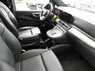 MERCEDES-BENZ V 300 d 4MATIC EXCLUSIVE AMG Panorama AHK2 5to