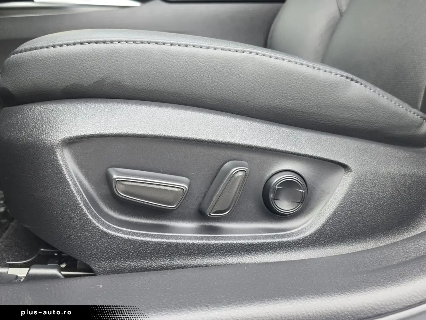 Toyota Camry Hybrid - 2.5   218 Cp - Dynamic