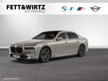 BMW i7 xDrive60 20 LM Massage Autobahnassist. DA-Pro