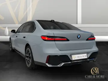 BMW i7 eDrive 50 M Sport FondEnt Pano.HuD RFK360 B&W