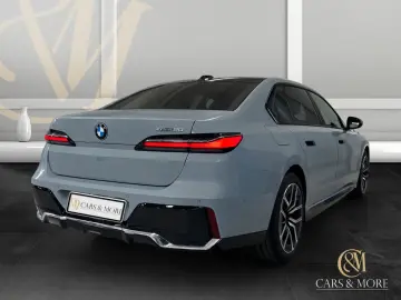 BMW i7 eDrive 50 M Sport FondEnt Pano.HuD RFK360 B&W