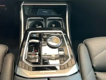 BMW i7 eDrive 50 M Sport FondEnt Pano.HuD RFK360 B&W