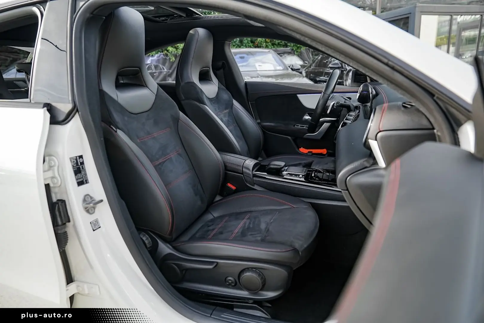 Mercedes-Benz Cla-180