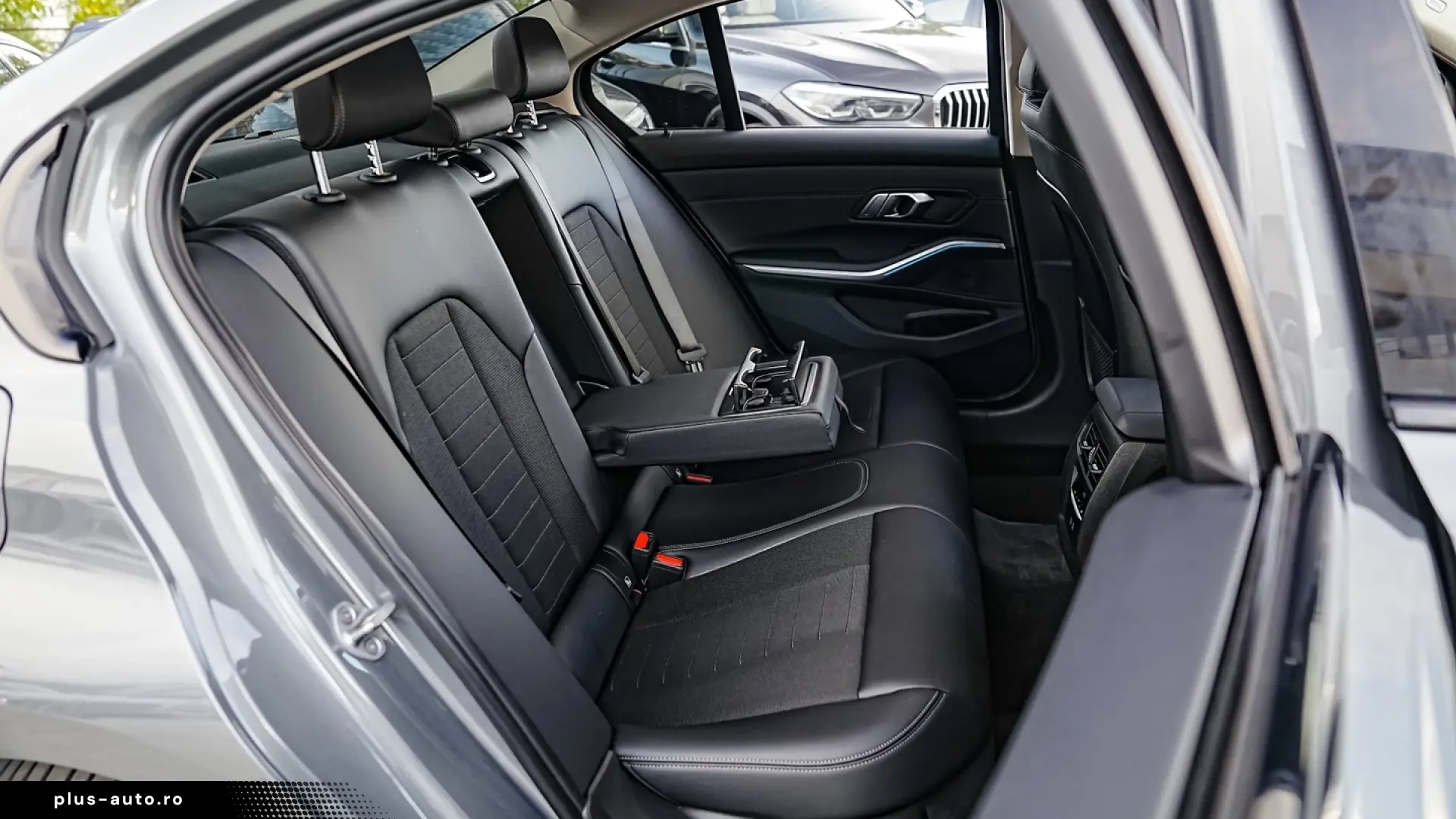 BMW Seria 3 320e Aut. Sport Line