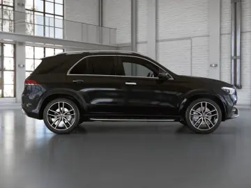 MERCEDES-BENZ GLE 400d 4M 3x AMG PANO DISTR  AHK Air…