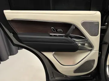 Land Rover Range Rover Autobiography