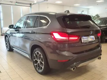BMW X1xDri18d Aut HUD LEDerMemorStz Panor Kamer xLin