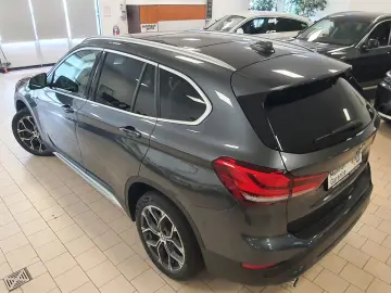 BMW X1xDri18d Aut HUD LEDerMemorStz Panor Kamer xLin