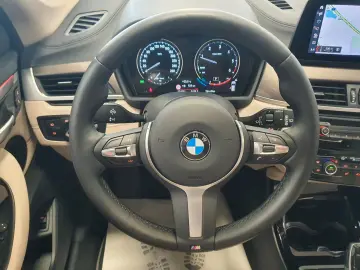 BMW X1xDri18d Aut HUD LEDerMemorStz Panor Kamer xLin