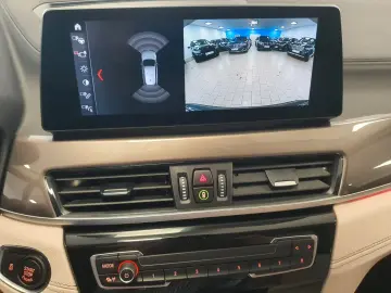 BMW X1xDri18d Aut HUD LEDerMemorStz Panor Kamer xLin
