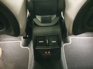 BMW X1xDri18d Aut HUD LEDerMemorStz Panor Kamer xLin