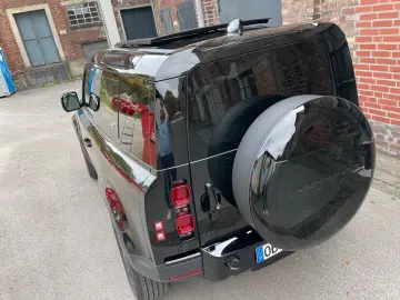 LAND ROVER Defender D250 90 SE