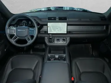 LAND ROVER Defender D300 110 X-Dynamic SE