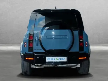 LAND ROVER Defender D300 110 X-Dynamic SE