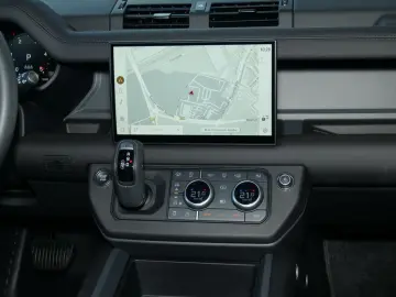 LAND ROVER Defender D300 110 X-Dynamic SE