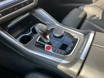 BMW XM Gestiksteuerung B&W Surround DAB