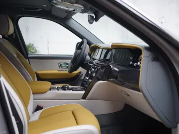 Rolls-Royce Cullinan Black Badge Series II   BESPOKE