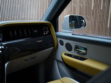 Rolls-Royce Cullinan Black Badge Series II   BESPOKE