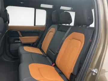 LAND ROVER Defender 3.0 X