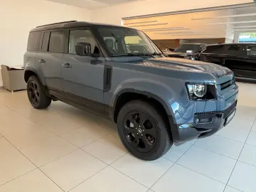 LAND ROVER Defender 110 D300 X-Dynamic SE PANO MATRIX AHK