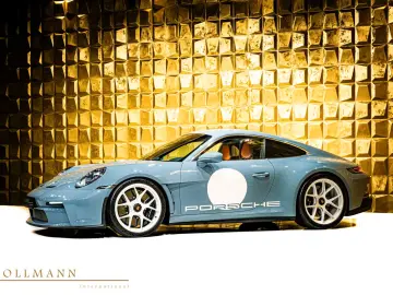 Porsche 911 S T   HERITAGE • CARBON ROLL CAGE • LIFT