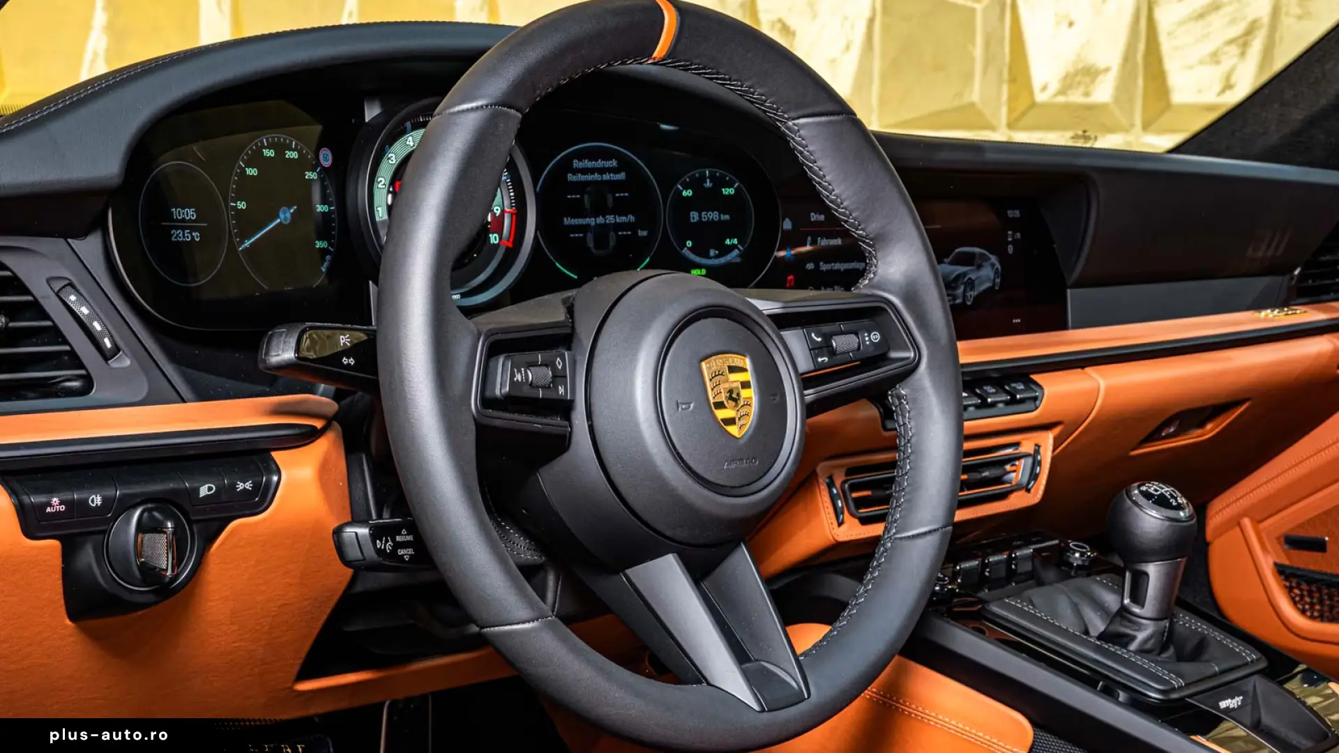 Porsche 911 S T   HERITAGE • CARBON ROLL CAGE • LIFT