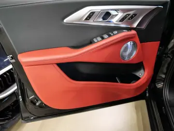 BMW XM 50e Leder Sportpaket HuD AHK