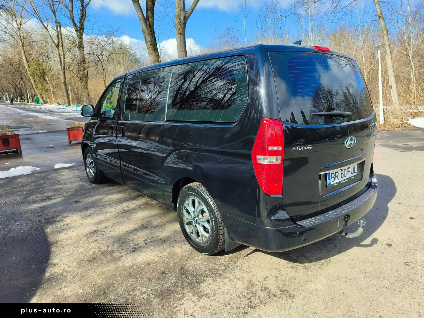 Hyundai H-1