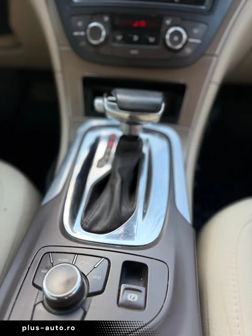 Opel  Insignia 2011 AUTOMAT