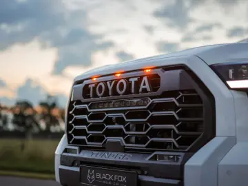 Toyota Tundra Crew Max   TRD Pro