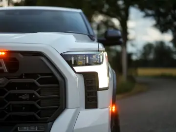 Toyota Tundra Crew Max   TRD Pro
