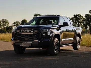 Toyota Tundra Crew Max   TRD Pro