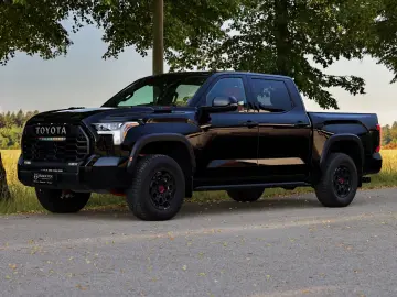 Toyota Tundra Crew Max   TRD Pro